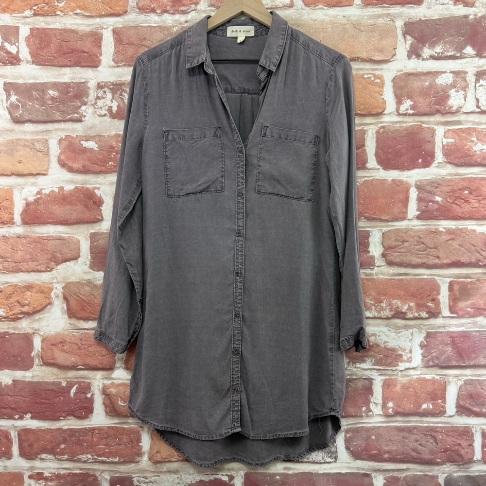 Anthropologie Cloth & Stone Tunic Top Womens Small Gray Chambray Worn Look Shirt
